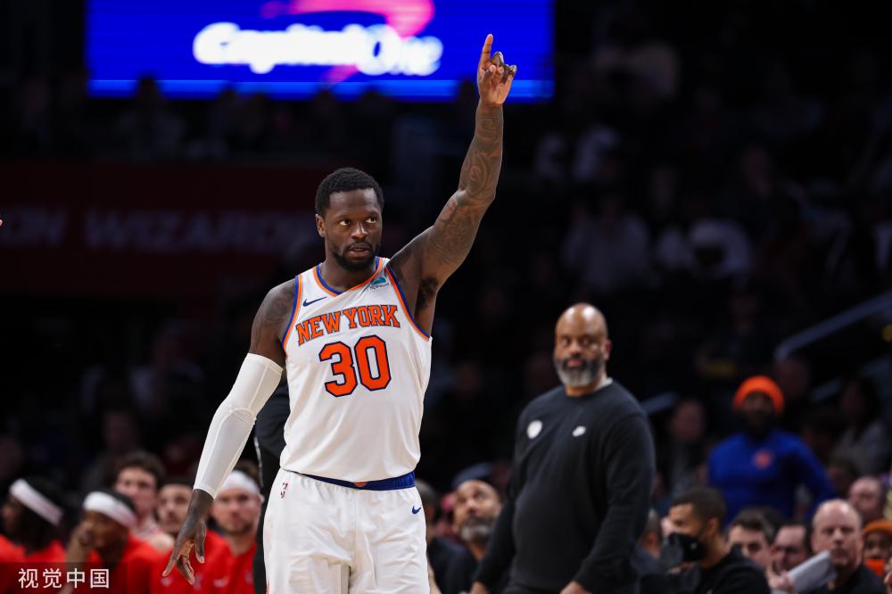 球員走向海 球員走向海