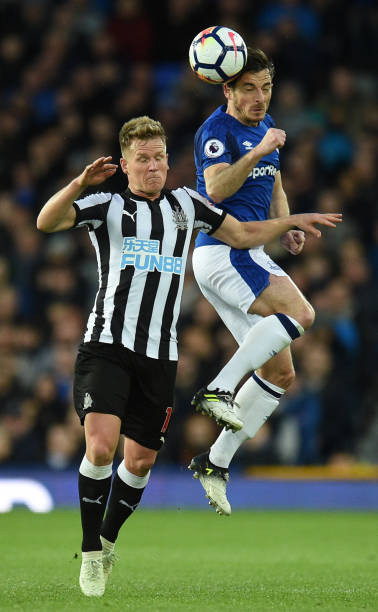 表现与著名 表现与著名