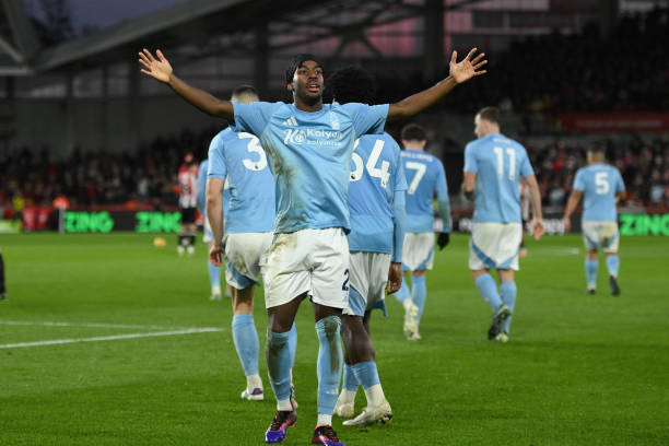 球迷的深切 球迷的深切