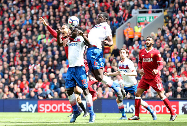 无数球迷的 无数球迷的